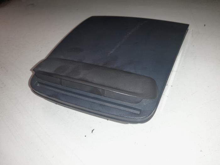Begagnade Handskfack Peugeot Boxer (U9) 2.2 HDi 120 Euro 4 Pris € 50,00 Marginaltabell erbjuds av A.T.S. van de Wiel