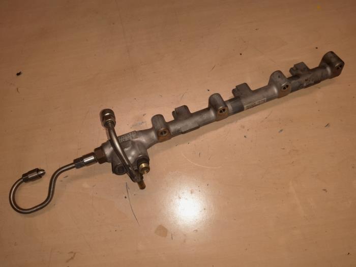 Usagé Système d'injection Alfa Romeo 159 (939AX) 3.2 JTS V6 24V Q4 Prix € 95,00 Règlement à la marge proposé par A.T.S. van de Wiel