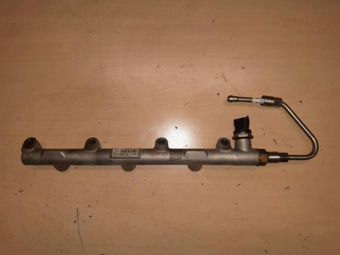 Usagé Système d'injection Alfa Romeo 159 (939AX) 3.2 JTS V6 24V Q4 Prix € 95,00 Règlement à la marge proposé par A.T.S. van de Wiel