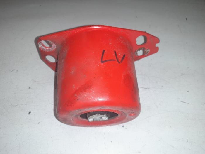 Used Engine mount Alfa Romeo GT (937) 1.9 JTD 16V Multijet Price € 45,00 Margin scheme offered by A.T.S. van de Wiel