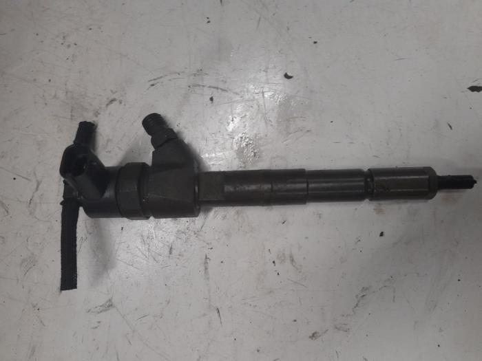 Usagé Injecteurs Alfa Romeo GT (937) 1.9 JTD 16V Multijet Prix € 85,00 Règlement à la marge proposé par A.T.S. van de Wiel
