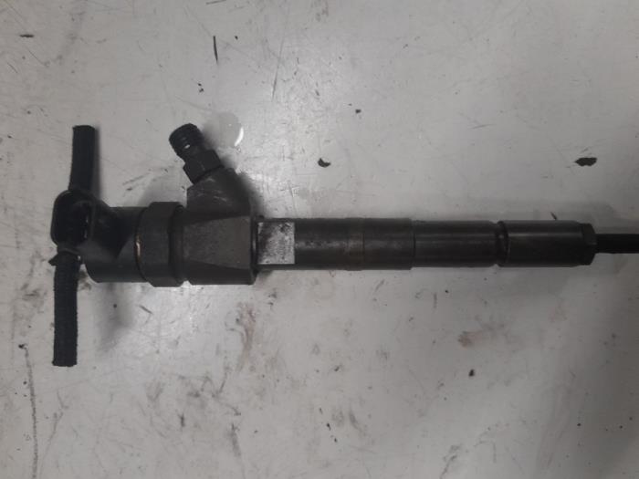 Usagé Injecteurs Alfa Romeo GT (937) 1.9 JTD 16V Multijet Prix € 85,00 Règlement à la marge proposé par A.T.S. van de Wiel