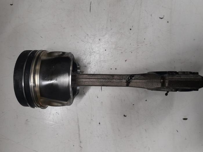 Used Piston Seat Leon (5FB) 1.6 TDI Ecomotive 16V Price € 50,00 Margin scheme offered by A.T.S. van de Wiel