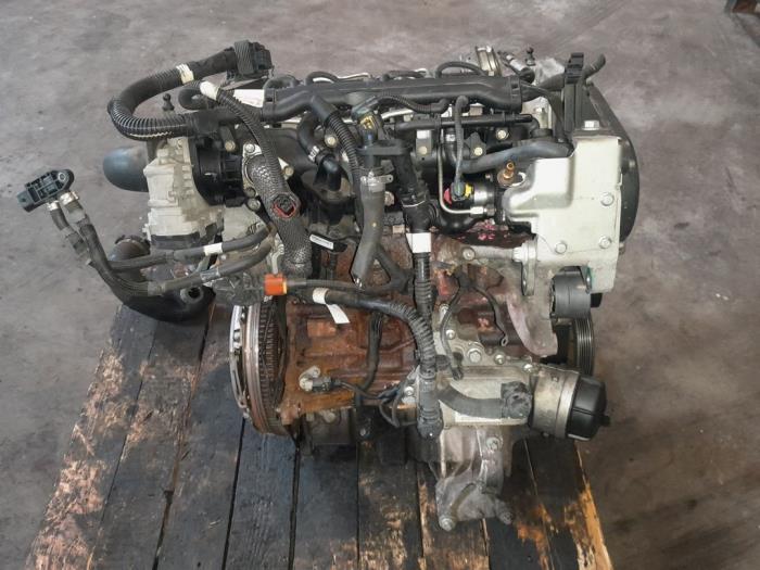 Motor de un Alfa Romeo Giulietta (940) 1.6 JTDm 16V 2012