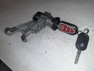 Used Ignition lock + key Alfa Romeo Giulietta (940) 1.6 JTDm 16V Price € 65,00 Margin scheme offered by A.T.S. van de Wiel