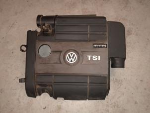 Używane Plyta ochronna silnika Volkswagen Golf VI (5K1) 2.0 TSI R 16V 4Motion Cena € 100,00 Procedura marży oferowane przez A.T.S. van de Wiel