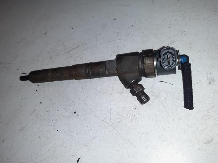 Usagé Injecteurs Fiat Croma (194) 1.9 D Multijet 16V Prix € 45,00 Règlement à la marge proposé par A.T.S. van de Wiel