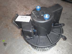 Used Heating and ventilation fan motor Fiat 500 (312) 1.4 16V Price € 25,00 Margin scheme offered by A.T.S. van de Wiel