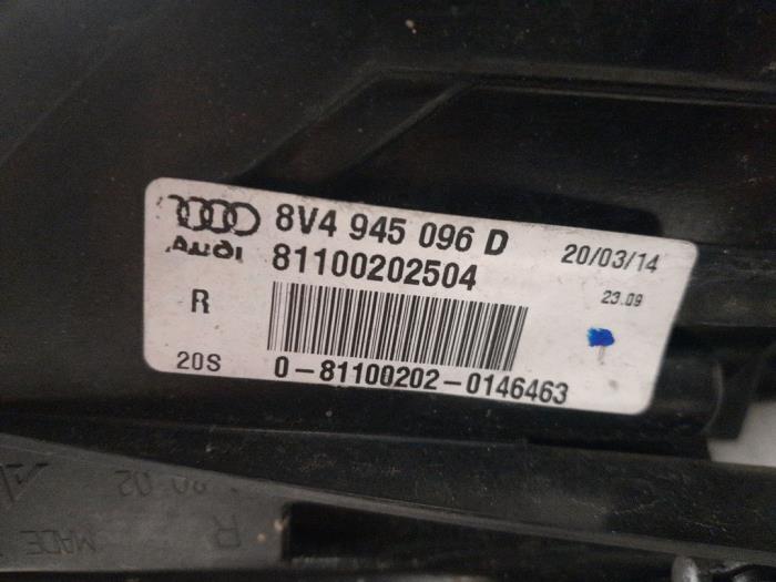 Taillight, right from a Audi A3 Sportback (8VA/8VF) 1.4 TFSI 16V 2015