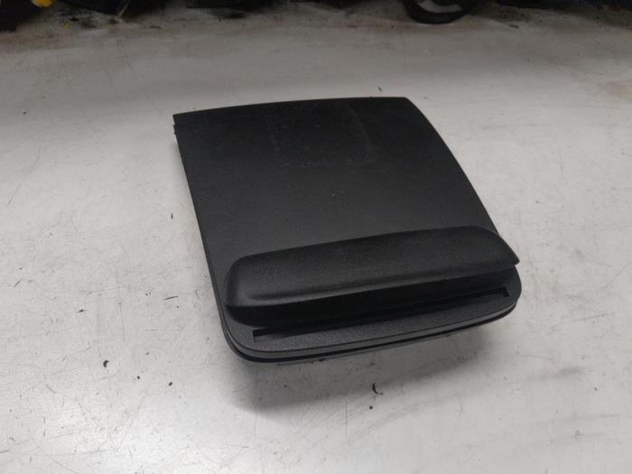 Glovebox from a Peugeot Boxer (U9) 2.2 HDi 130 Euro 5 2015