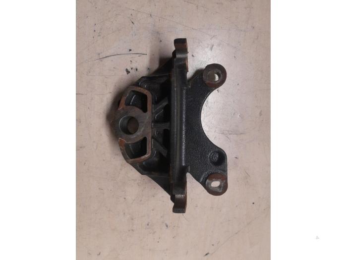 Used Engine mount Fiat 500 (312) 0.9 TwinAir 60 Price € 35,00 Margin scheme offered by A.T.S. van de Wiel