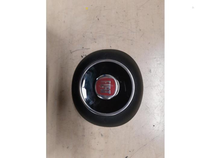 Left airbag (steering wheel) from a Fiat 500 (312) 0.9 TwinAir 60 2017