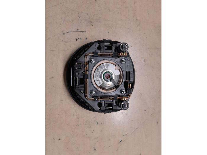 Left airbag (steering wheel) from a Fiat 500 (312) 0.9 TwinAir 60 2017