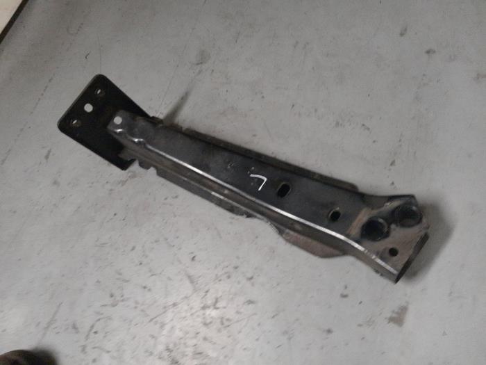 Chassis bar, front from a Fiat 500 (312) 0.9 TwinAir 60 2017