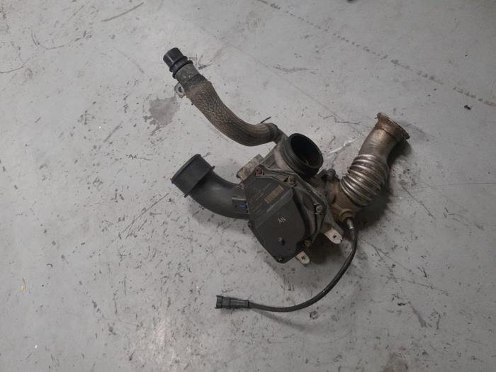 EGR valve from a Fiat Ducato (250) 2.3 D 130 Multijet 2018