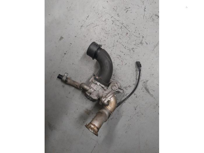 EGR valve from a Fiat Ducato (250) 2.3 D 130 Multijet 2018