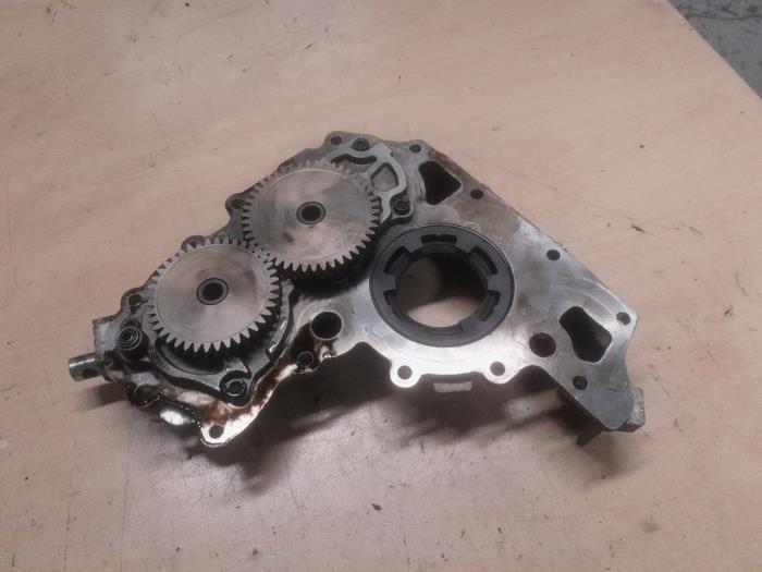 Używane Pompa oleju Fiat Ducato (250) 2.3 D 130 Multijet Cena € 55,00 Procedura marży oferowane przez A.T.S. van de Wiel