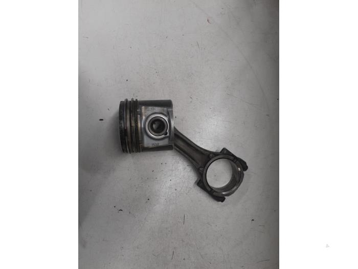 Usagé Piston Fiat Ducato (250) 2.3 D 120 Multijet AdBlue Prix € 125,00 Règlement à la marge proposé par A.T.S. van de Wiel
