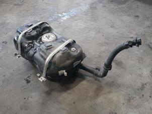 Usagé Réservoir de carburant Peugeot Boxer (U9) 2.0 BlueHDi 130 Prix € 285,00 Règlement à la marge proposé par A.T.S. van de Wiel
