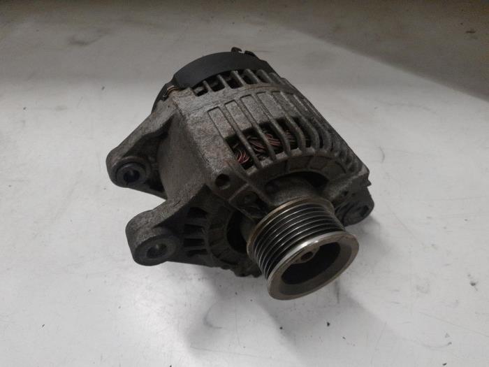 Used Dynamo Alfa Romeo 166 Price € 40,00 Margin scheme offered by A.T.S. van de Wiel