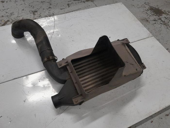 Usados Intercooler Alfa Romeo 146 (930B) 1.9 TD Precio € 45,00 Norma de margen ofrecido por A.T.S. van de Wiel