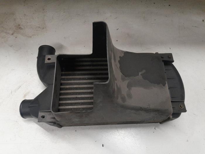 Usados Intercooler Alfa Romeo 146 (930B) 1.9 TD Precio € 45,00 Norma de margen ofrecido por A.T.S. van de Wiel