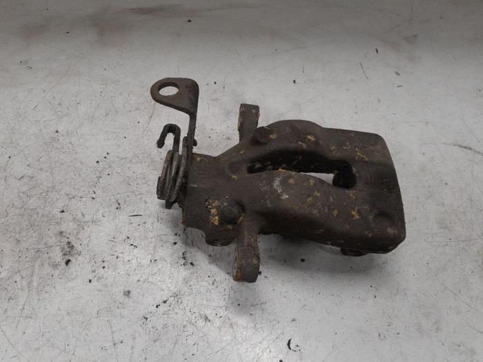 Gebrauchte Bremszange rechts hinten Alfa Romeo 147 (937) 1.6 HP Twin Spark 16V Preis € 30,00 Margenregelung angeboten von A.T.S. van de Wiel
