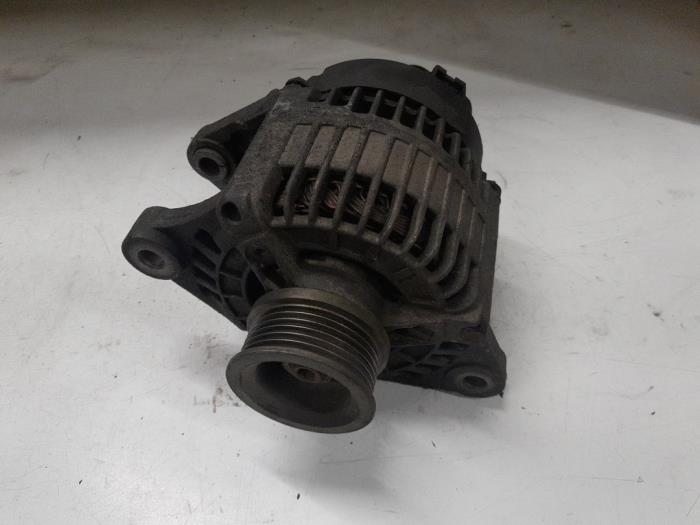 Gebrauchte Dynamo Alfa Romeo GTV (916) 2.0 16V Twin Spark Preis € 30,00 Margenregelung angeboten von A.T.S. van de Wiel