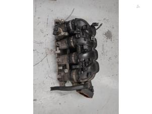Used Intake manifold Alfa Romeo 147 (937) 1.6 Twin Spark Veloce 16V Price € 65,00 Margin scheme offered by A.T.S. van de Wiel
