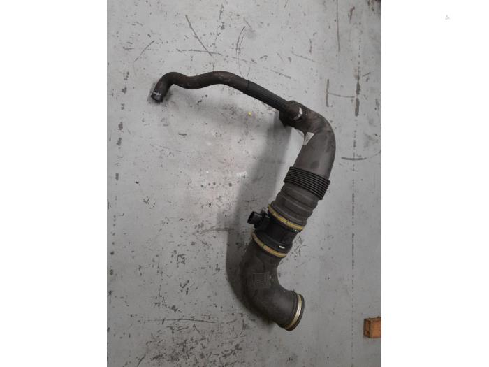 Begagnade Luftintagsslang Fiat Ducato (250) 2.3 D 130 Multijet Minibus Extralongo Pris € 85,00 Marginaltabell erbjuds av A.T.S. van de Wiel