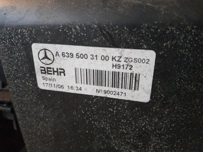 Vorderwand van een Mercedes-Benz Vito (639.6) 2.2 109 CDI 16V 2006