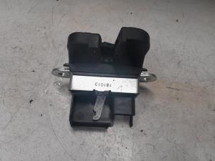 Used Tailgate lock mechanism Volkswagen Polo V (6R) 1.2 TSI Price € 30,00 Margin scheme offered by A.T.S. van de Wiel