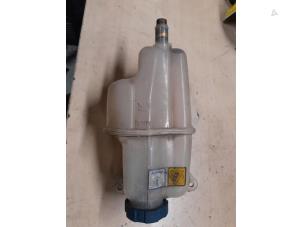 Used Expansion vessel Alfa Romeo 159 (939AX) 2.2 JTS 16V Price € 35,00 Margin scheme offered by A.T.S. van de Wiel