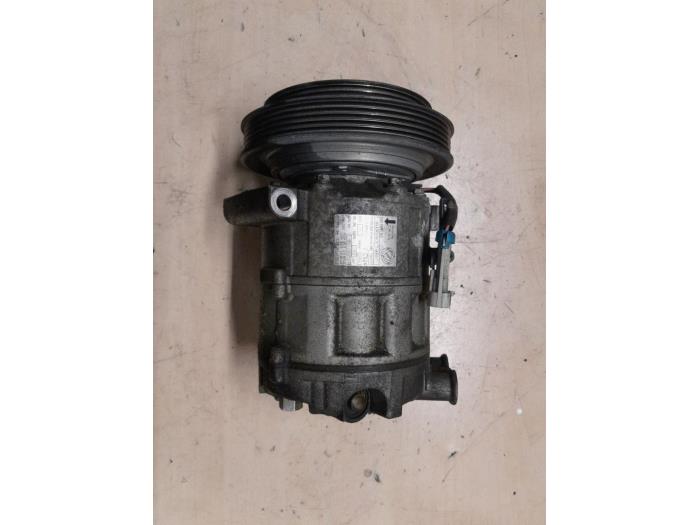Usagé Pompe clim Alfa Romeo 159 (939AX) 2.2 JTS 16V Prix € 65,00 Règlement à la marge proposé par A.T.S. van de Wiel