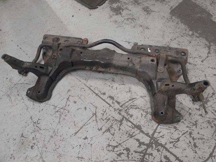 Usagé Faux châssis Alfa Romeo GT (937) 2.0 JTS 16V Prix € 95,00 Règlement à la marge proposé par A.T.S. van de Wiel