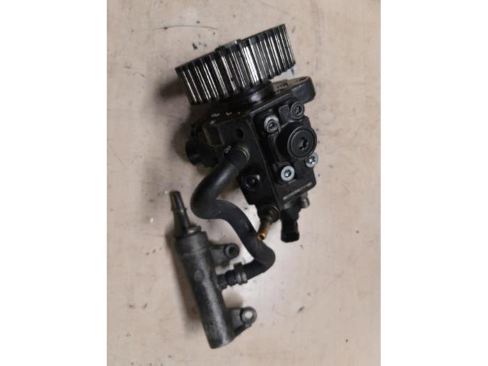 Gebrauchte Kraftstoffpumpe Mechanisch Alfa Romeo Brera (939) 2.4 JTDM 20V Preis € 200,00 Margenregelung angeboten von A.T.S. van de Wiel