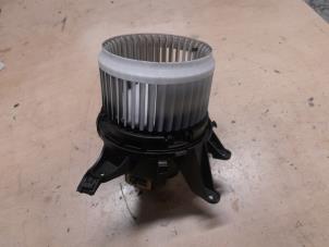 Used Heating and ventilation fan motor Fiat 500L (199) 0.9 TwinAir Turbo 105 Price € 70,00 Margin scheme offered by A.T.S. van de Wiel