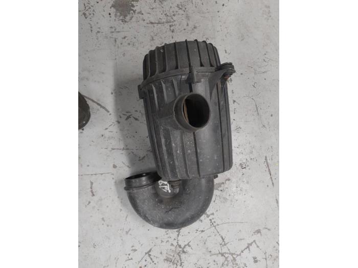 Begagnade Luftfilterhus Fiat Ducato (250) 2.3 D 120 Multijet Pris € 85,00 Marginaltabell erbjuds av A.T.S. van de Wiel