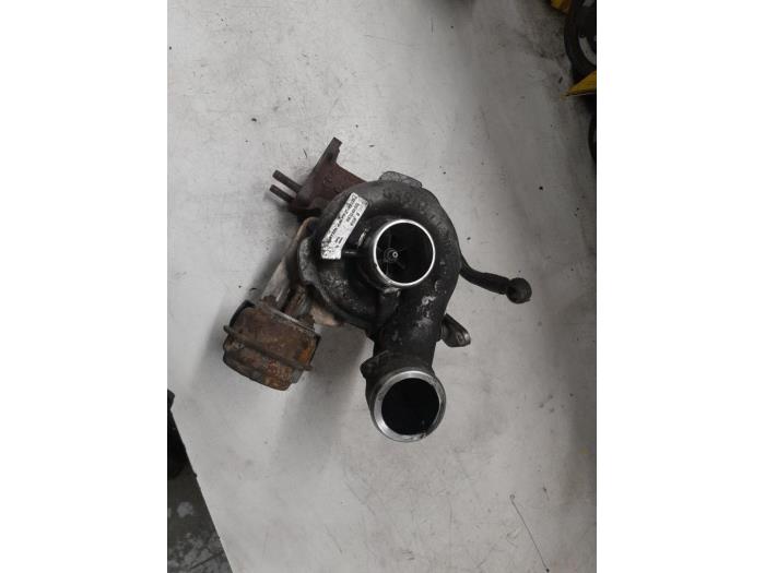 Usagé Turbo Alfa Romeo 147 (937) 1.9 JTD 115 Prix € 115,00 Règlement à la marge proposé par A.T.S. van de Wiel