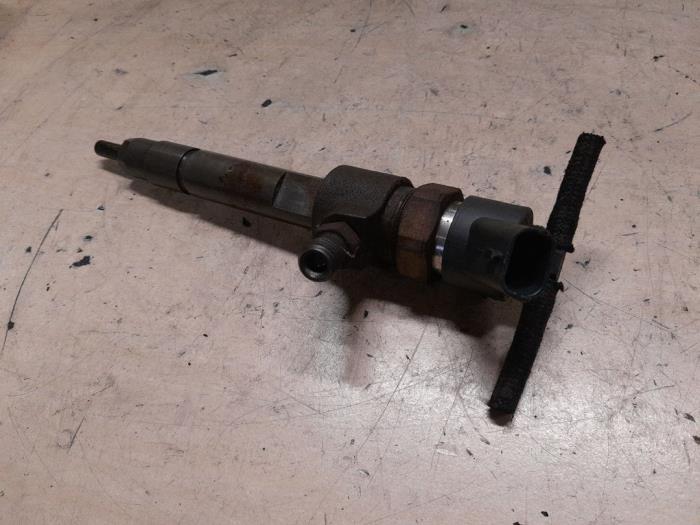 Usagé Injecteurs Alfa Romeo 147 (937) 1.9 JTD 115 Prix € 65,00 Règlement à la marge proposé par A.T.S. van de Wiel