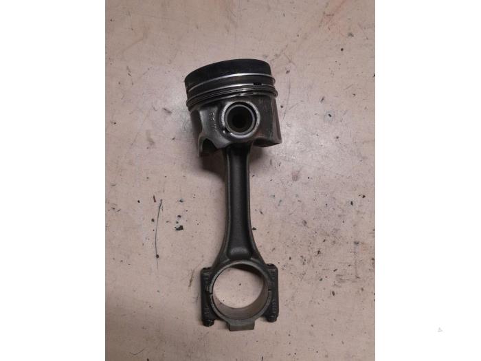 Used Piston Seat Leon (5FB) 1.6 TDI Ecomotive 16V Price € 50,00 Margin scheme offered by A.T.S. van de Wiel