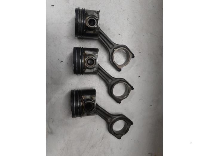 Usados Pistón Citroen Nemo (AA) 1.4 HDi 70 Precio € 150,00 Norma de margen ofrecido por A.T.S. van de Wiel