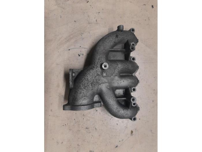 Used Intake manifold Volkswagen Transporter T5 1.9 TDi Price € 65,00 Margin scheme offered by A.T.S. van de Wiel