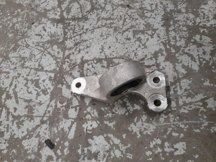 Used Engine mount Alfa Romeo 166 2.0 Twin Spark 16V Price € 50,00 Margin scheme offered by A.T.S. van de Wiel