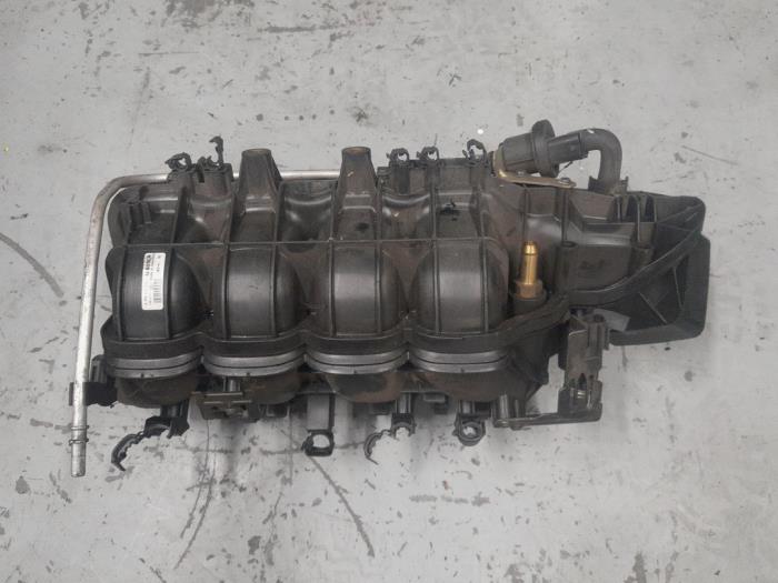 Gebrauchte Ansaugbrugge Alfa Romeo 147 Preis € 50,00 Margenregelung angeboten von A.T.S. van de Wiel