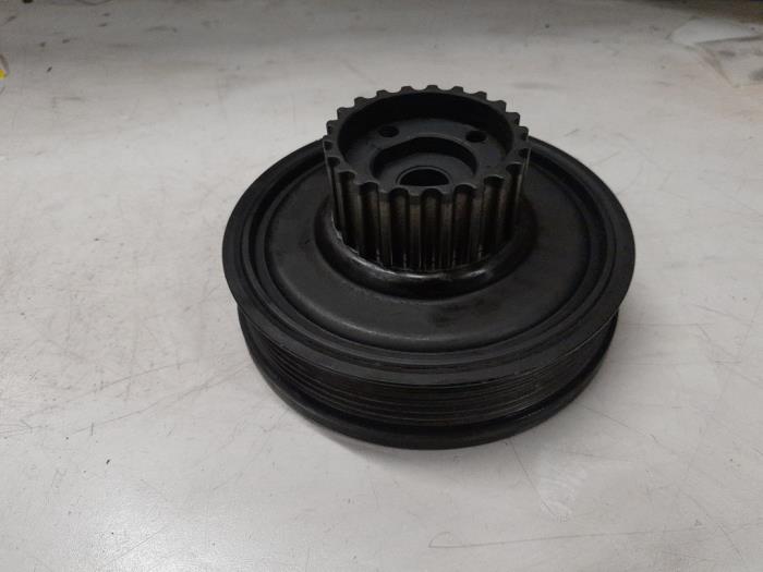 Gebrauchte Kurbelwelle Riemenscheibe Seat Leon ST (5FF) 1.6 TDI Ecomotive 16V Preis € 40,00 Margenregelung angeboten von A.T.S. van de Wiel