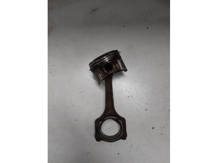 Piston Alfa Romeo Giulietta (940), 2010 / 2020 1.4 TB 16V MultiAir, Berline avec hayon arrière, Essence, 1.368cc, 125kW (170pk), FWD, 940A2000, 2010-04 / 2018-10, 940FXB (Occasion)