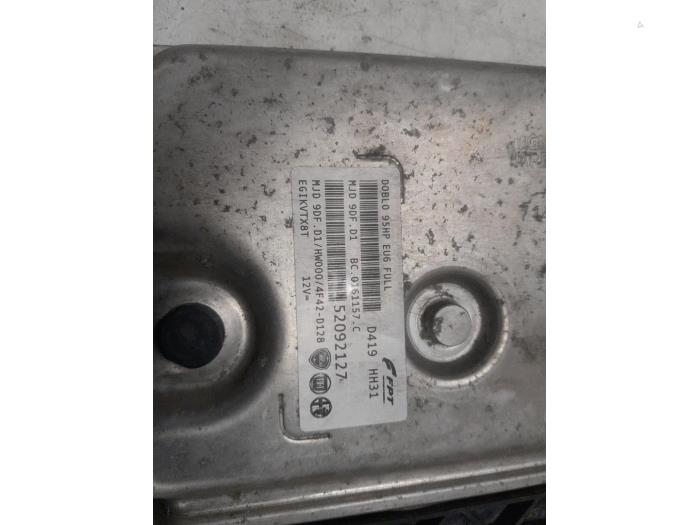Engine management computer from a Opel Combo 1.3 CDTI 16V 2018