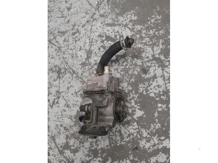 Gebrauchte Ölfiltergehäuse Peugeot Boxer (U9) 2.0 BlueHDi 130 Preis € 35,00 Margenregelung angeboten von A.T.S. van de Wiel