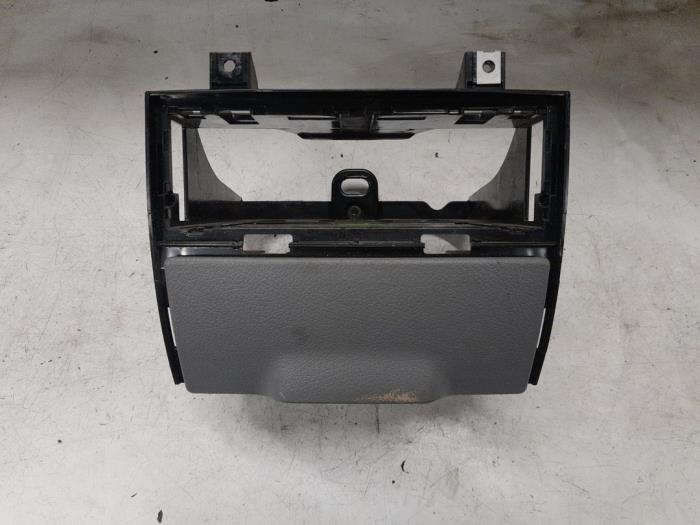 Begagnade Askkopp, fram Mercedes Sprinter 3,5t (906.63) 310 CDI 16V Pris € 45,00 Marginaltabell erbjuds av A.T.S. van de Wiel